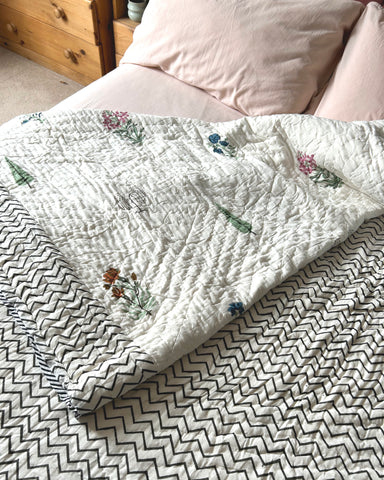 REVERSIBLE ZIGZAG & FLORAL MOTIF KANTHA QUILT