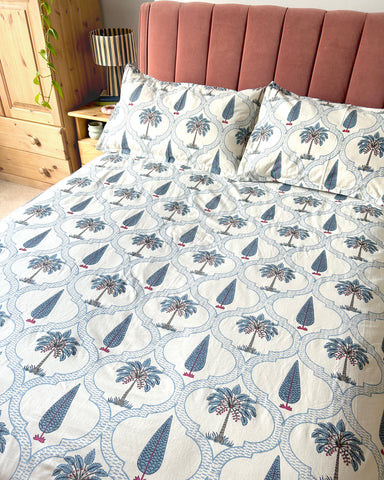 BLUE PALM DUVET COVER & PILLOWCASE SET