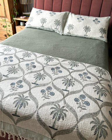 COTTON JUTE THROW & PILLOWSHAMS SET