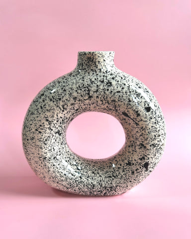 SPECKLE GLAZED MONO LARGE DOUGHNUT VASE