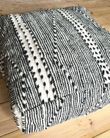 MOROCCAN RECYCLED KILIM POUFFE