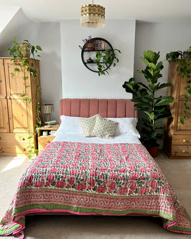 GREEN & PINK BOLD FLORAL REVERSIBLE KANTHA QUILT
