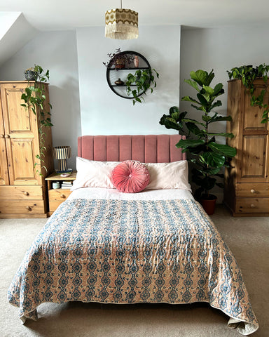 PRETTY FLORAL REVERSIBLE KANTHA QUILT