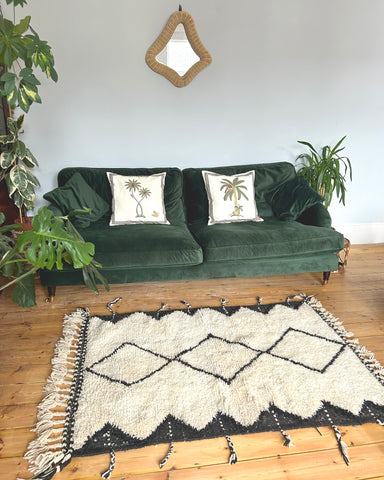MOROCCAN MONO TASSEL RUG